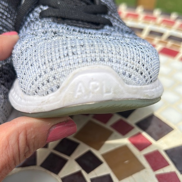 APL Athletic Propulsion Labs Techloom Pro Black Gray White Shoe.  Size 8 - Picture 15 of 16